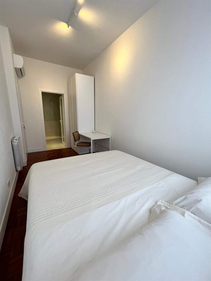 Le camere di Byron 1: camera da letto, foto 4 di 6