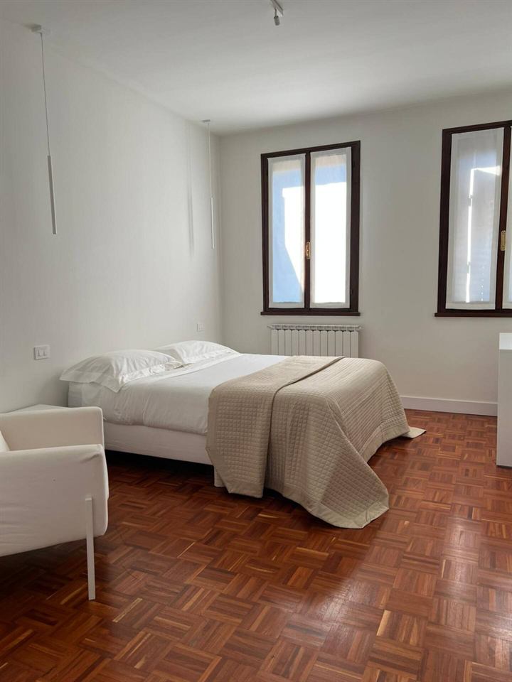 Le camere di Byron 3: camera da letto, foto 4 di 9