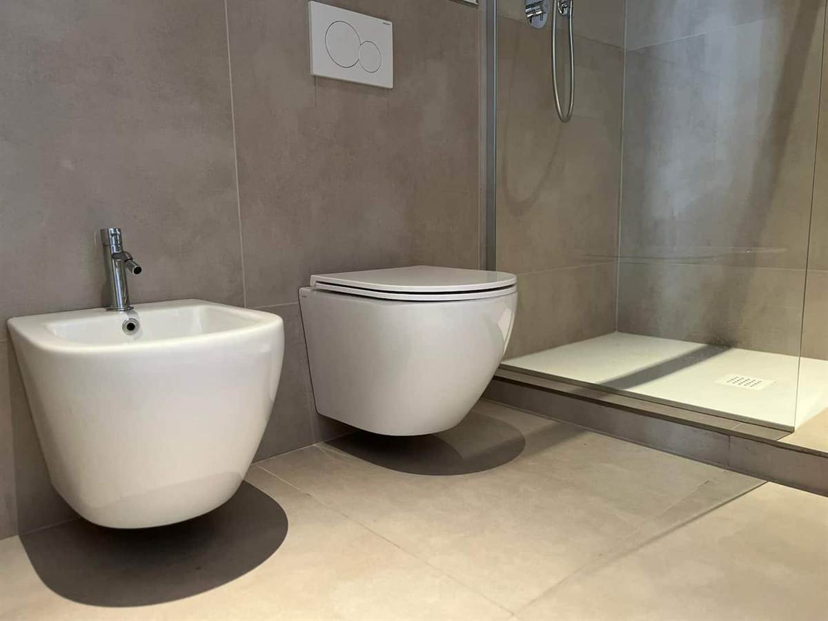 Le camere di Byron 3: bagno completo, foto 8 di 9