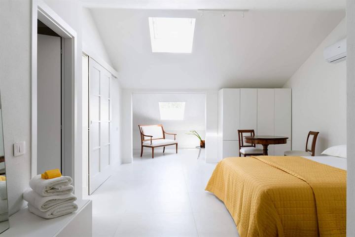 Le camere di Byron 4: camera da letto, foto 3 di 7
