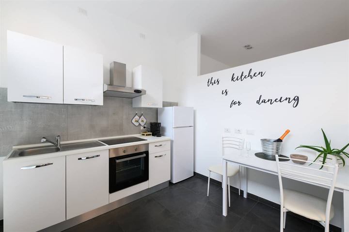 Domus Traversari 17: cucina completa, foto 7 di 18